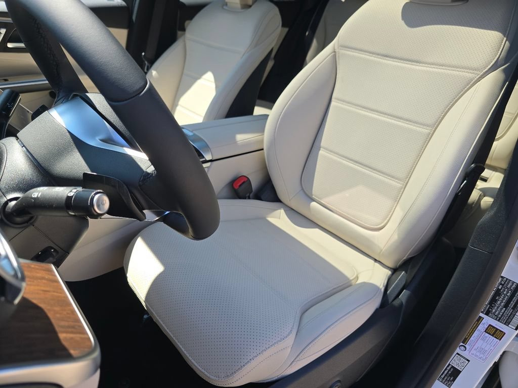 New 2027 Mercedes-Benz GLC 300 4MATIC image 25