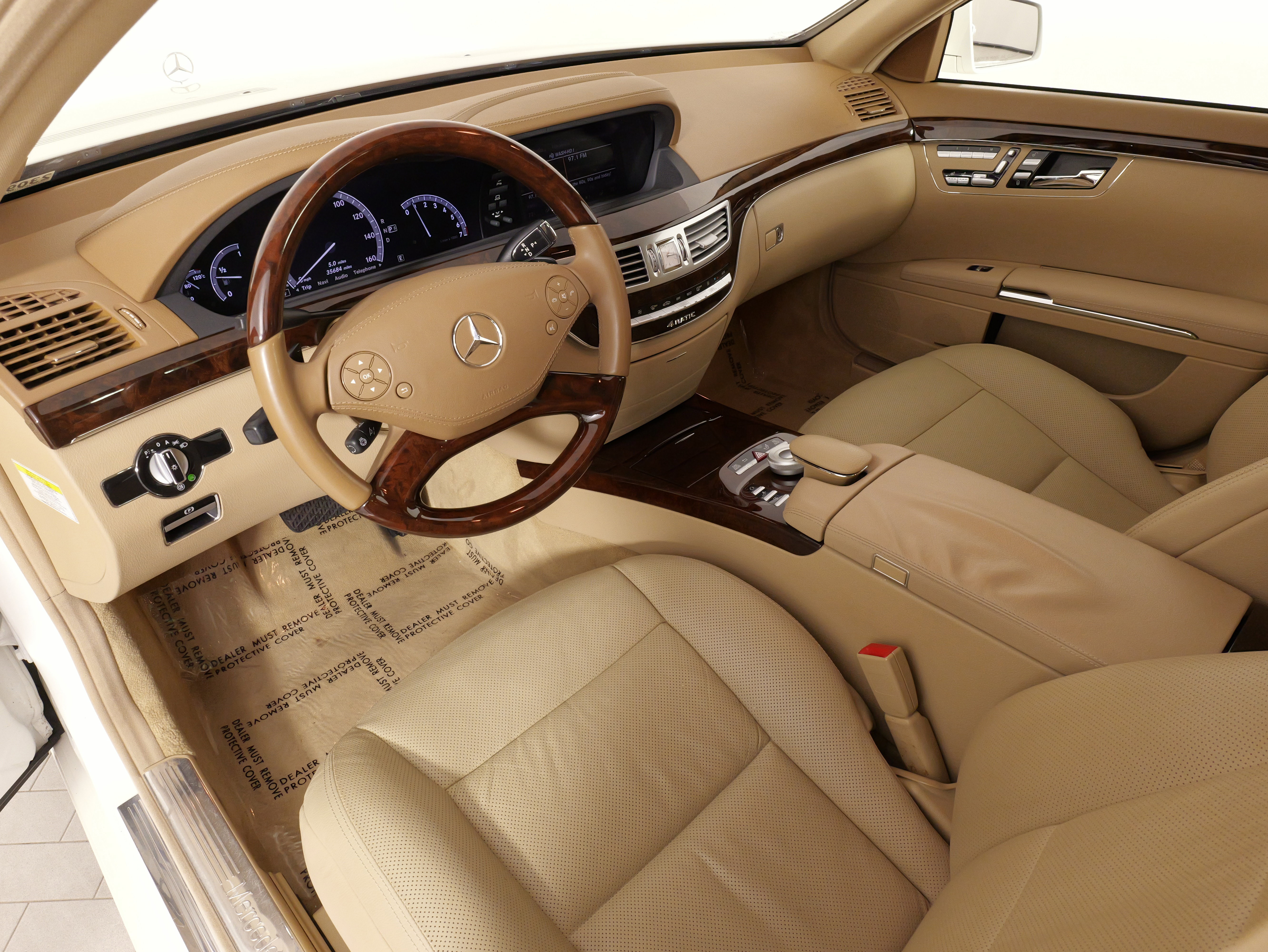 Used 2013 Mercedes-Benz S 550 4MATIC image 31