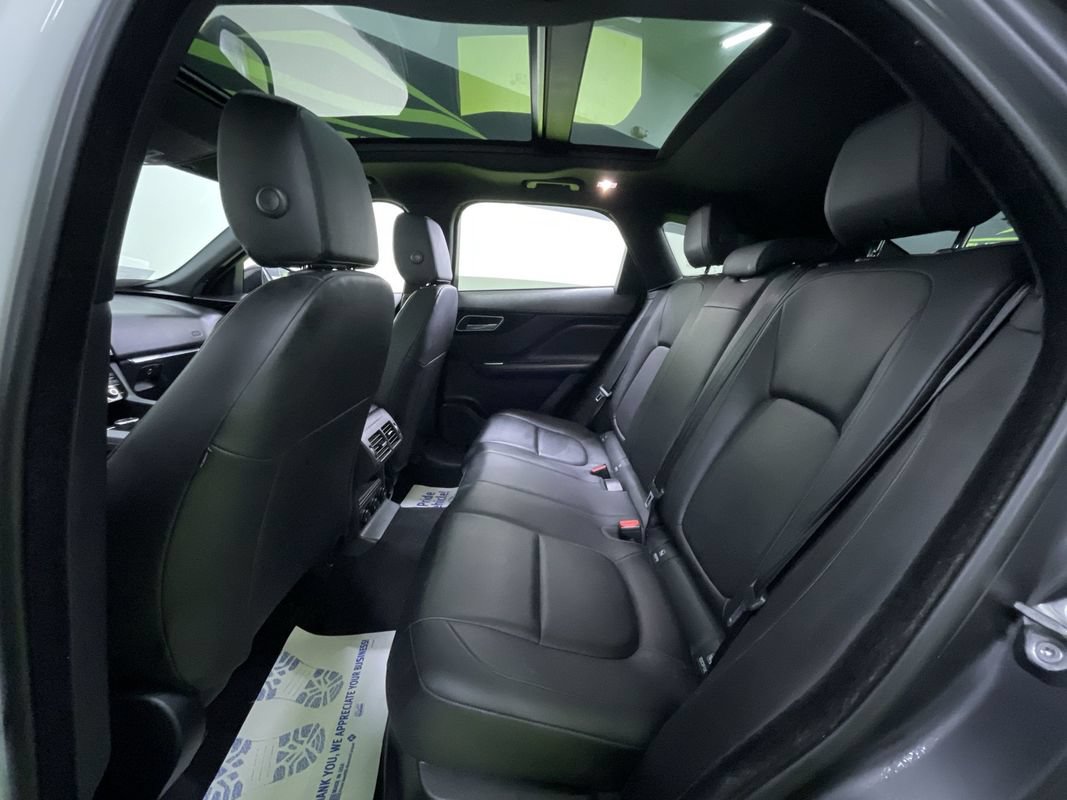 Used 2019 Jaguar F-PACE Premium AWD/4WD image 27