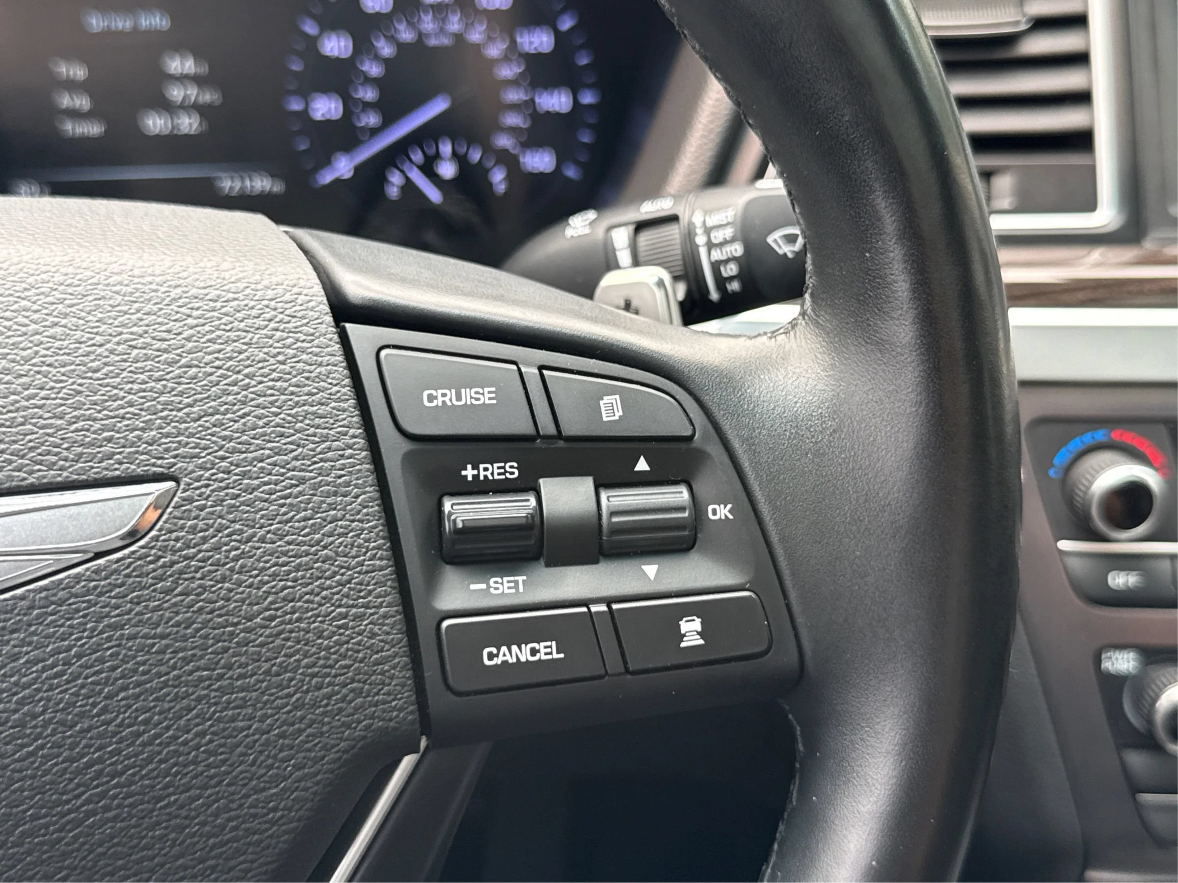 Used 2018 Genesis G80 3.8 w/ Option Group 02 AWD/4WD image 38