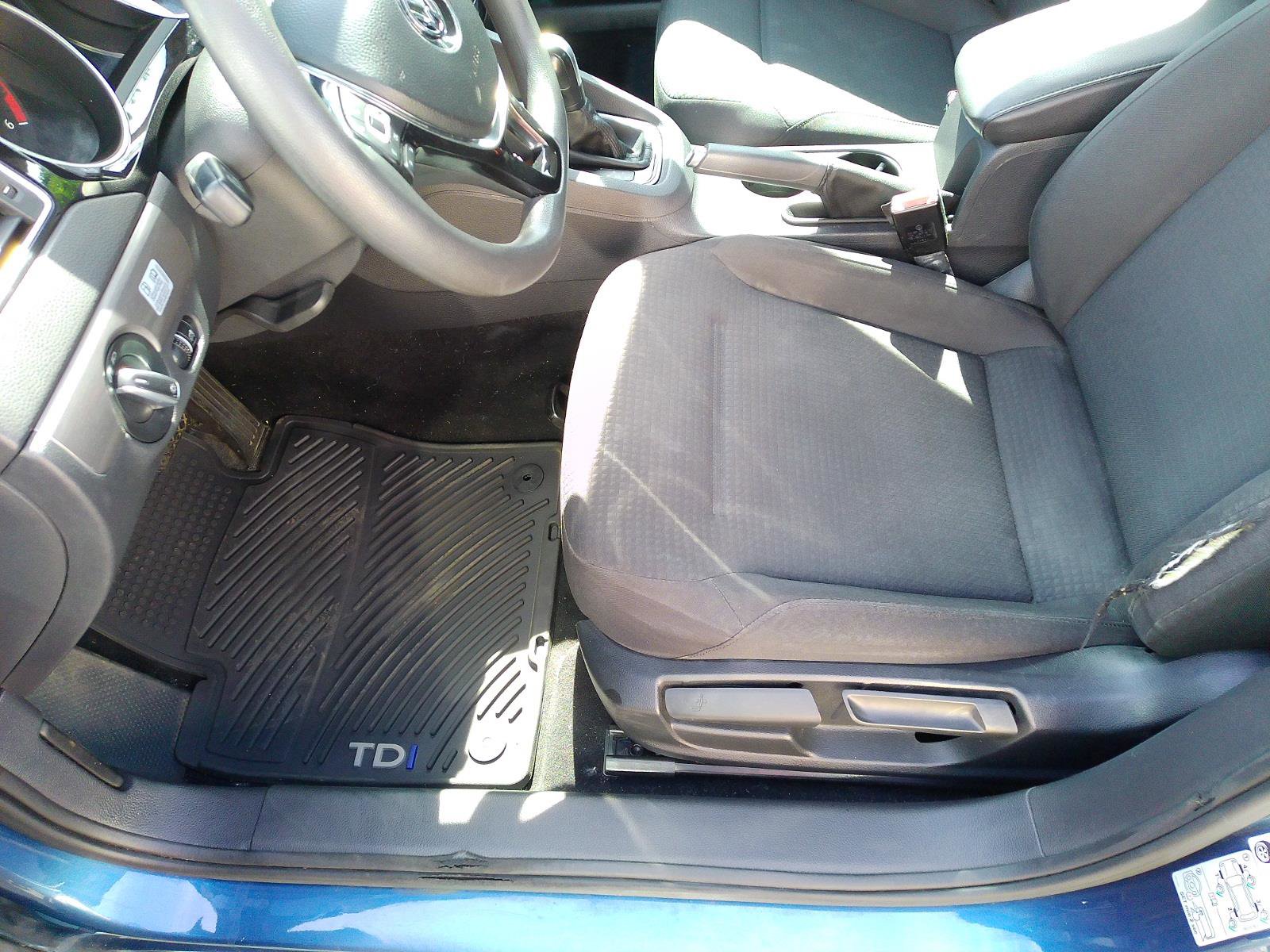 Used 2015 Volkswagen Jetta TDI S w/ Welcome Package FWD image 10