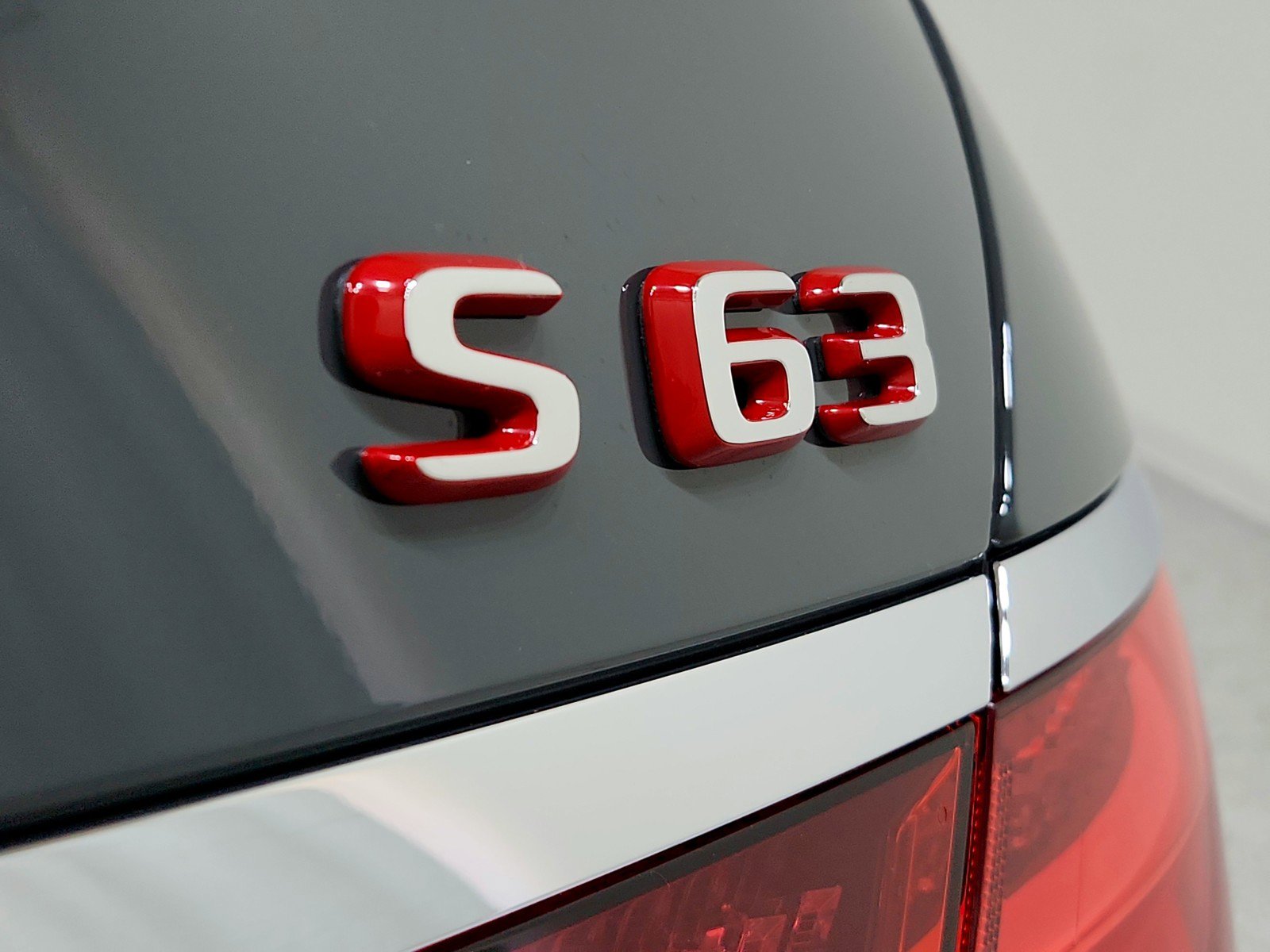 New 2026 Mercedes-Benz S 63 AMG S image 18