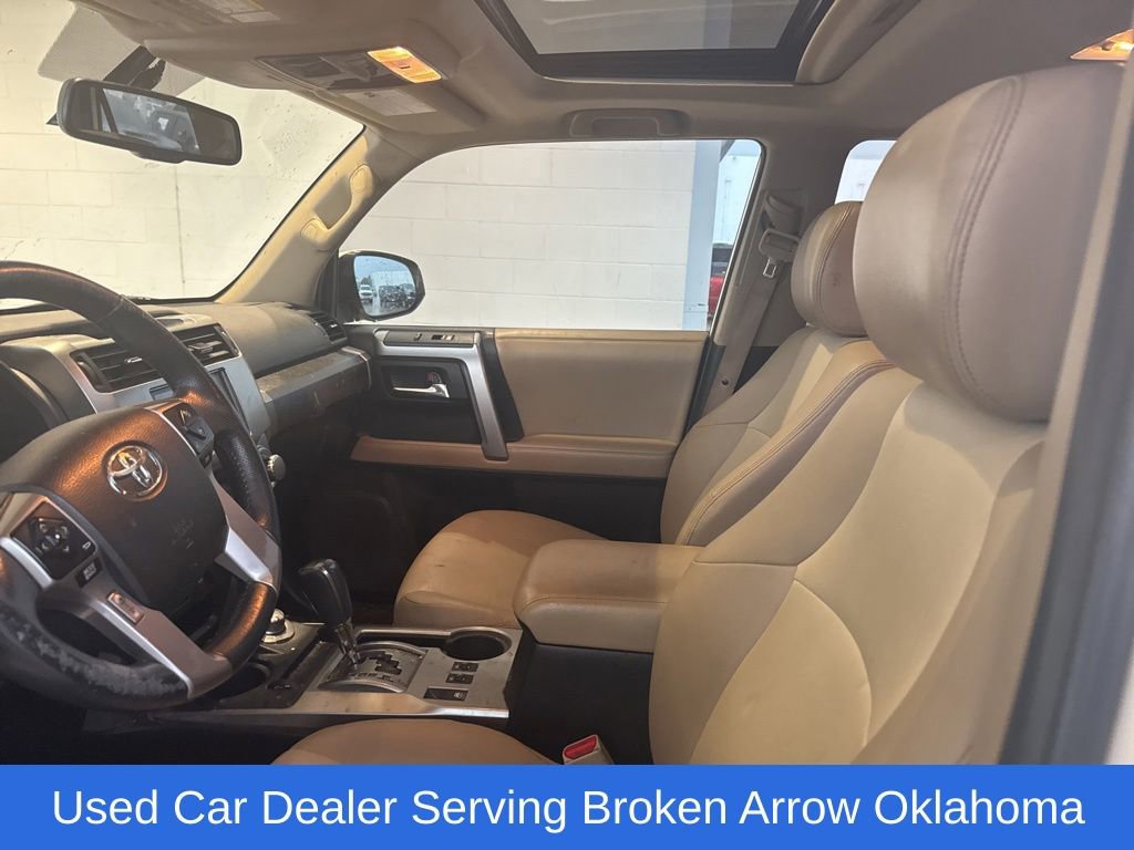 Used 2016 Toyota 4Runner SR5 Premium AWD/4WD image 10