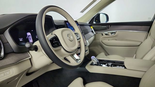New 2026 Volvo XC90 T8 Ultra w/ Lounge Package AWD/4WD image 12