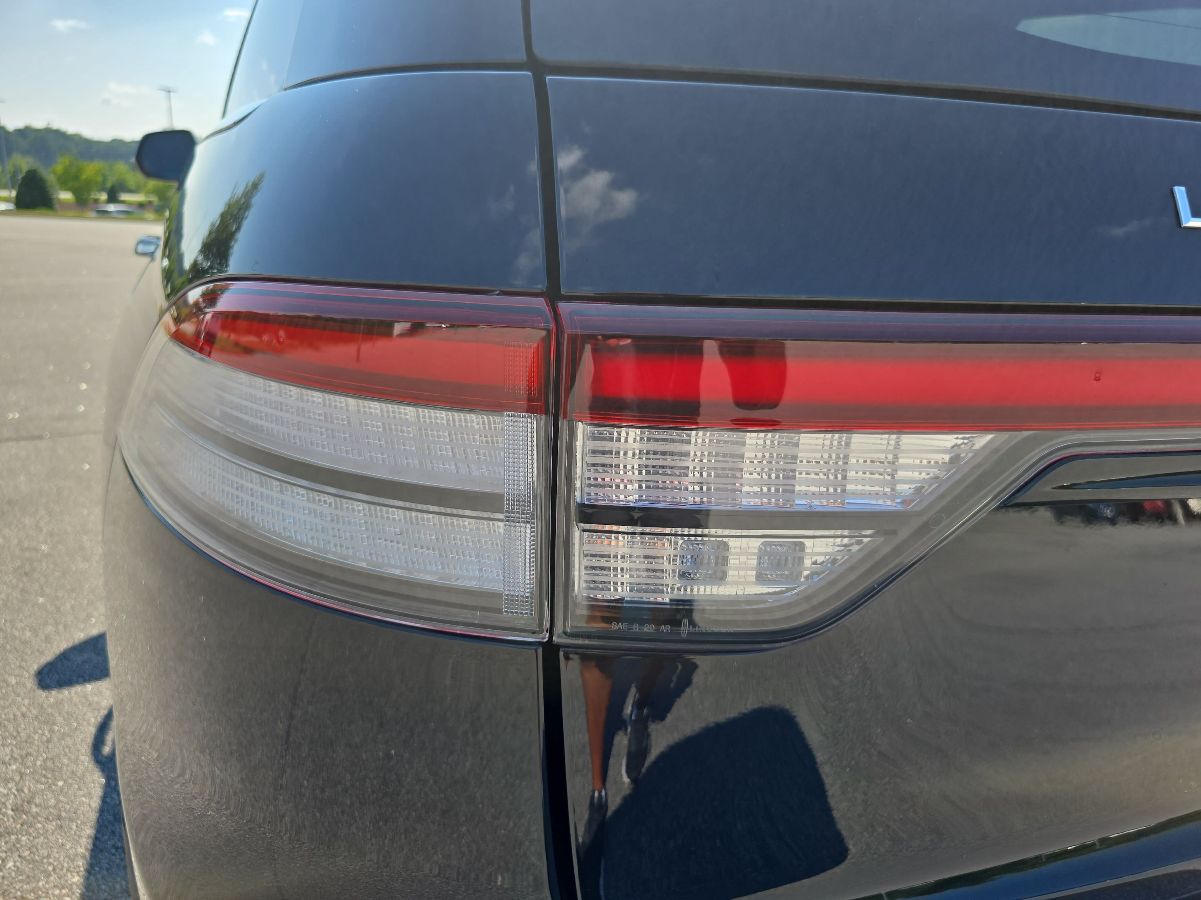 Certified 2026 Lincoln Aviator Reserve AWD/4WD image 34
