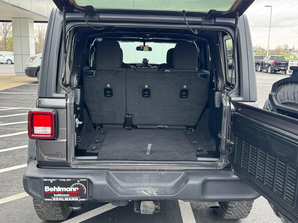 Used 2020 Jeep Wrangler Unlimited Sport image 7