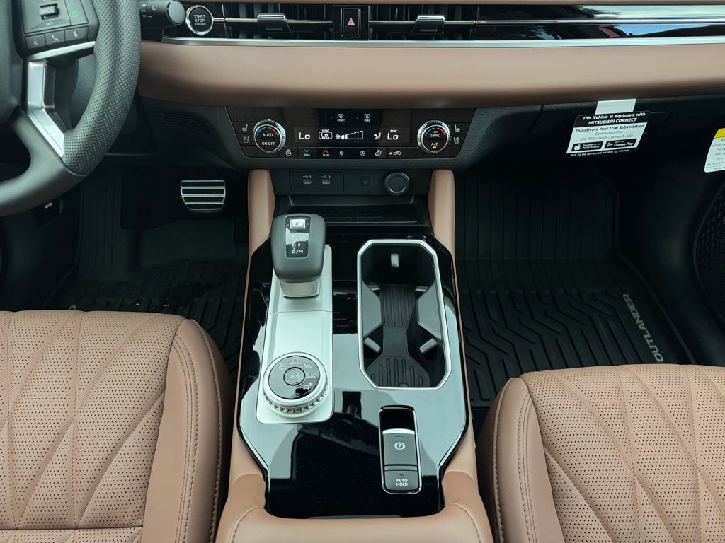 New 2025 Mitsubishi Outlander SEL image 23