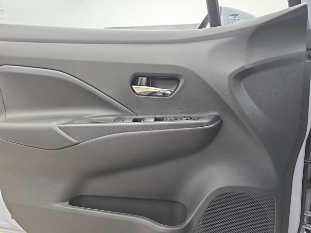 Used 2025 Nissan Versa SV w/ Trunk Package FWD image 31