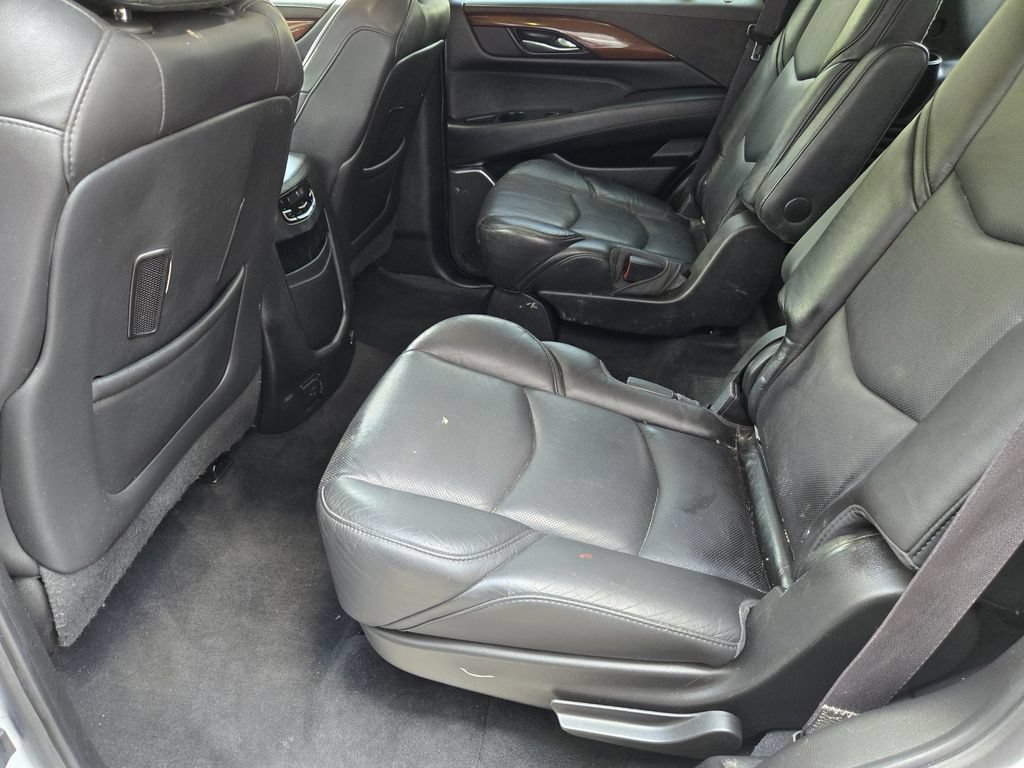 Used 2017 Cadillac Escalade Luxury RWD image 26