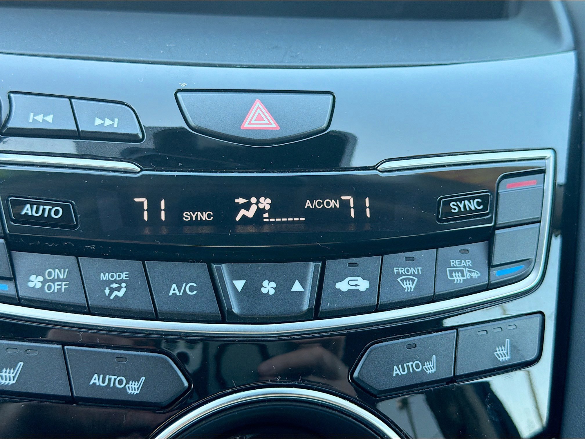 Used 2020 Acura RDX AWD w/ Technology Package image 16