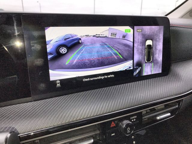 Certified 2025 Nissan Kicks SR image 17