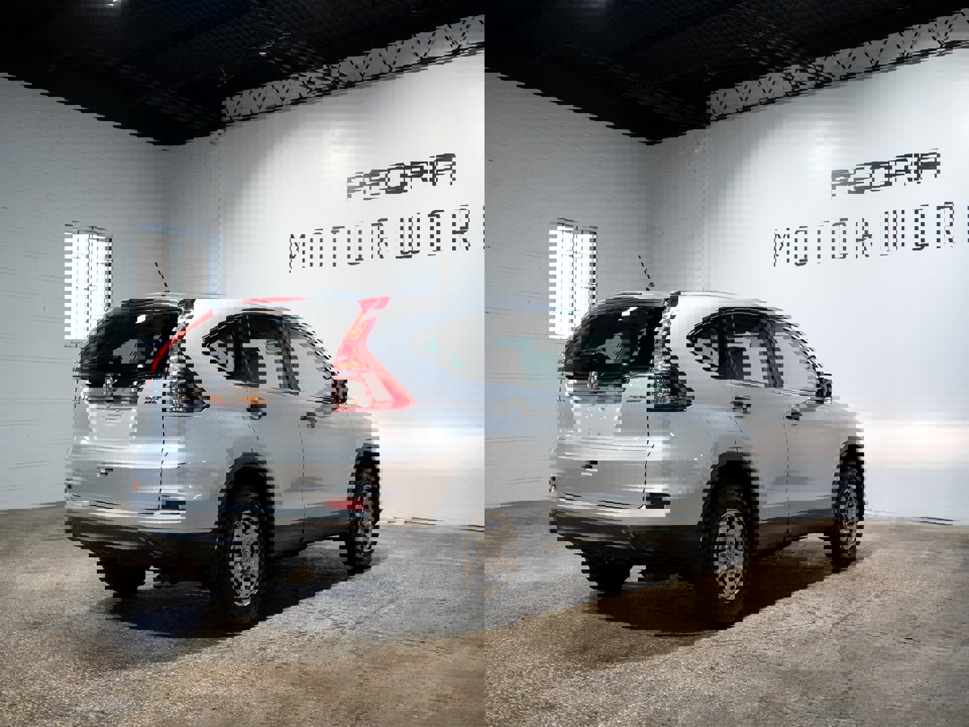 Used 2016 Honda CR-V LX image 9