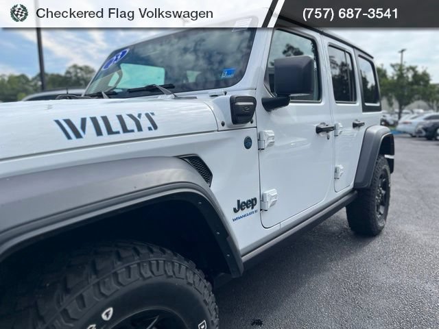 Used 2023 Jeep Wrangler Unlimited w/ Cold Weather Group AWD/4WD image 2
