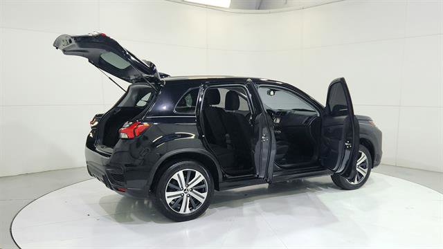 Used 2023 Mitsubishi Outlander Sport ES image 32