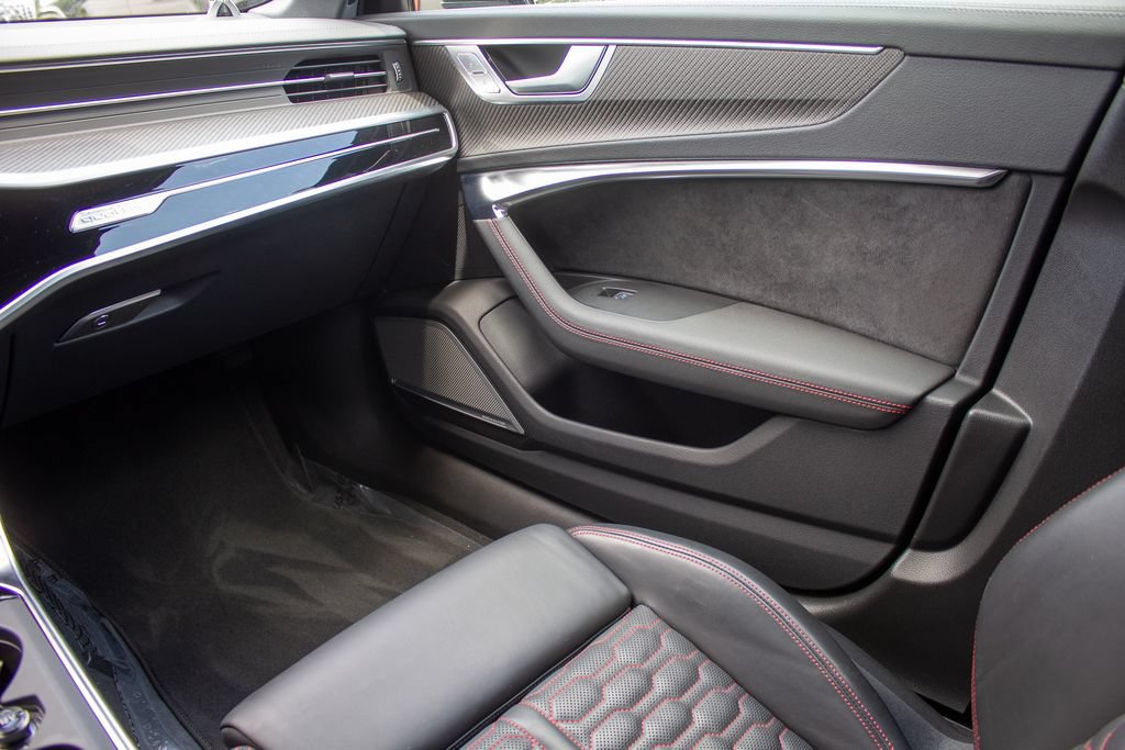 Used 2024 Audi RS 6 performance AWD/4WD image 20