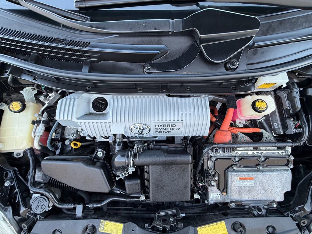 Used 2011 Toyota Prius Three w/ Navigation Pkg FWD image 9