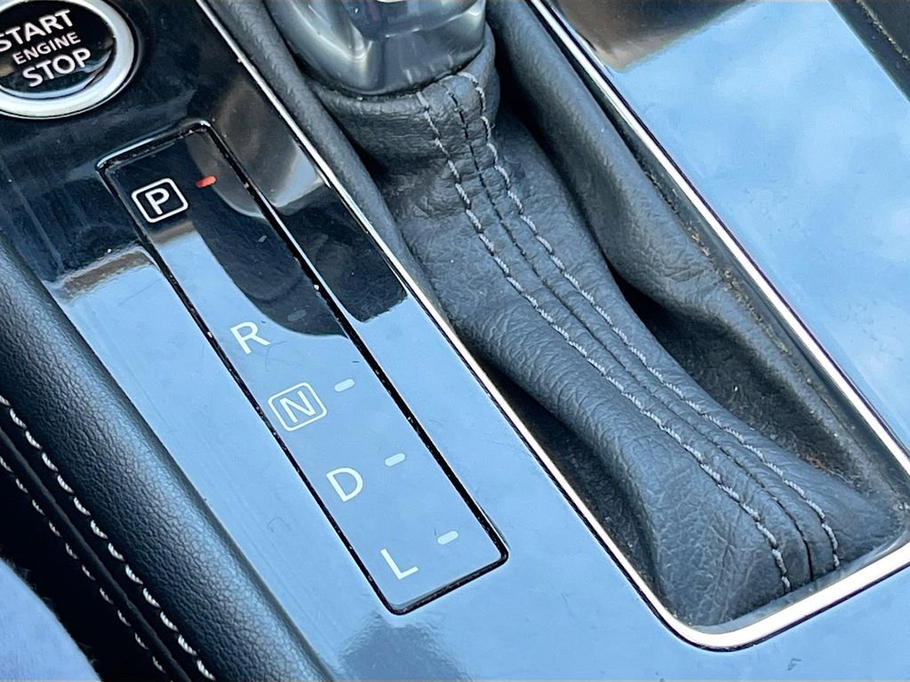 Used 2024 Nissan Kicks SR w/ SR Premium Package image 16