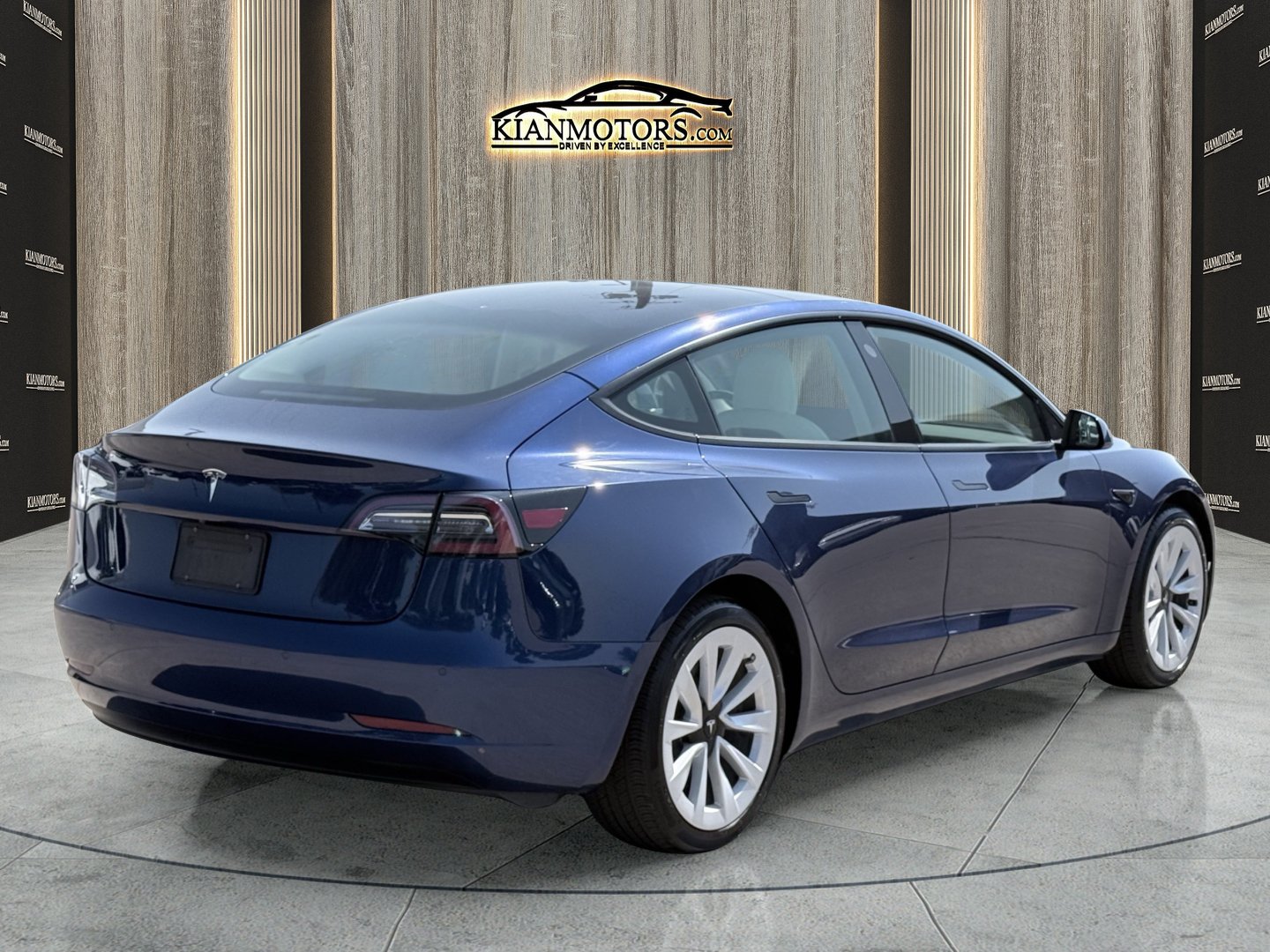 Used 2022 Tesla Model 3 Standard Range RWD image 7