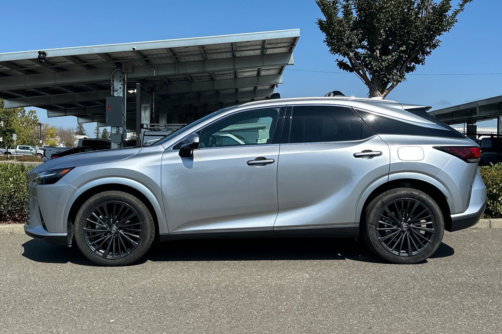 Used 2025 Lexus RX 350h w/ Convenience Package AWD/4WD image 7