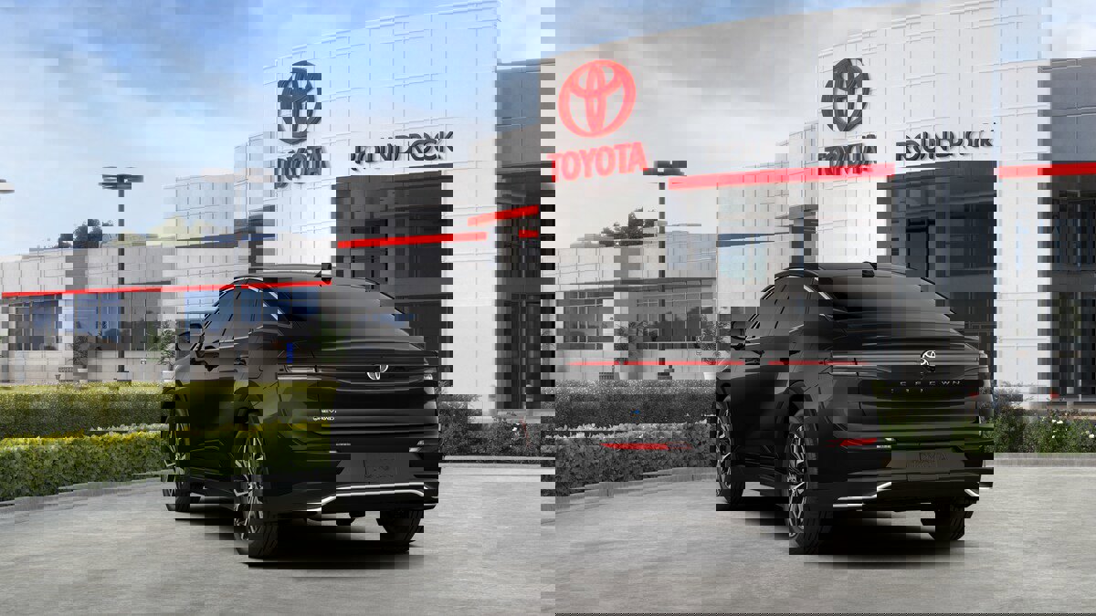 New 2026 Toyota Crown XLE AWD/4WD image 7