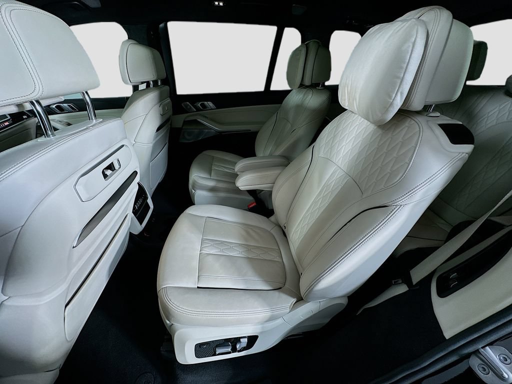 Used 2024 BMW X7 M60i w/ Executive Package AWD/4WD image 24