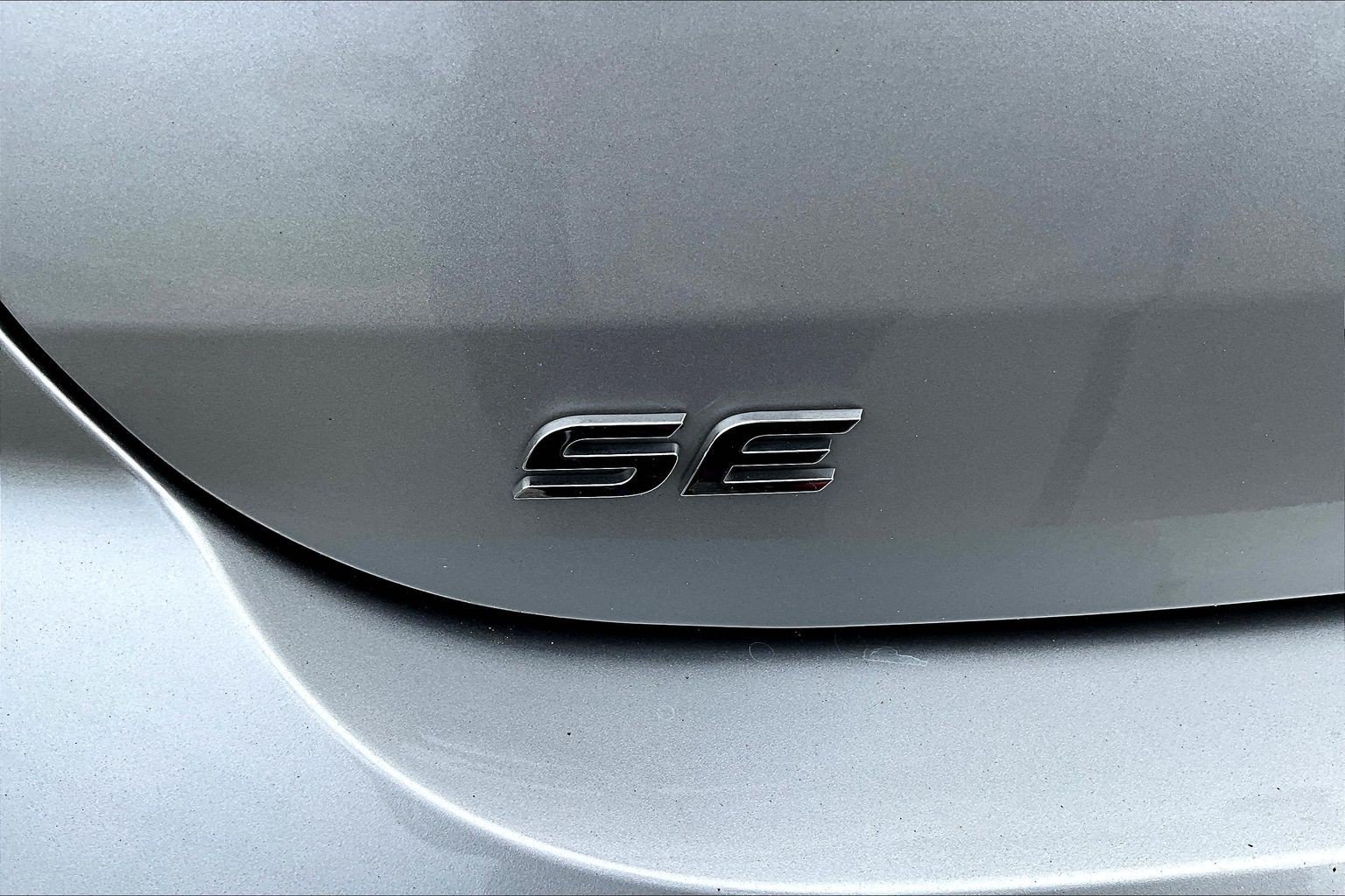 Used 2020 Hyundai Elantra SE FWD image 21