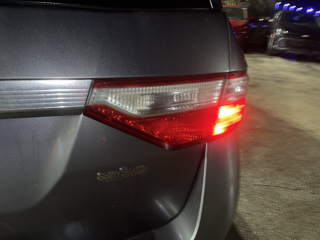 Used 2012 Honda Odyssey EX image 27