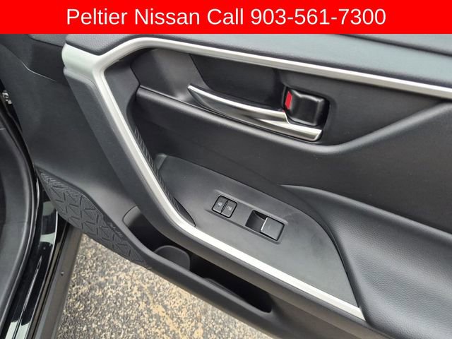 Used 2024 Toyota RAV4 XLE FWD image 15