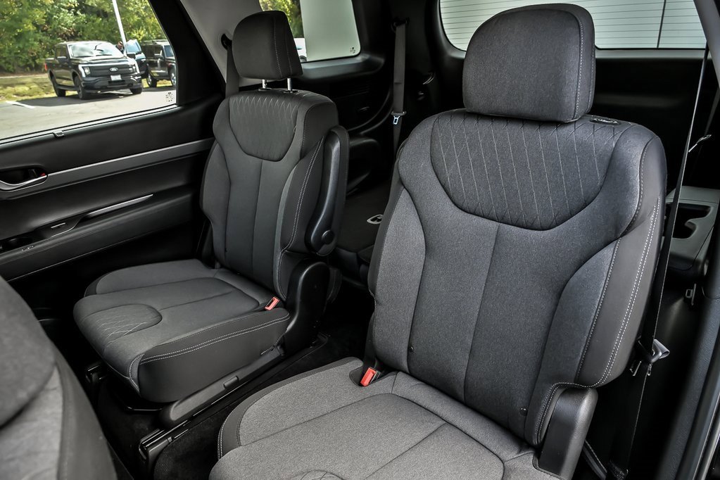 Used 2022 Hyundai Palisade SEL w/ Convenience Package image 17