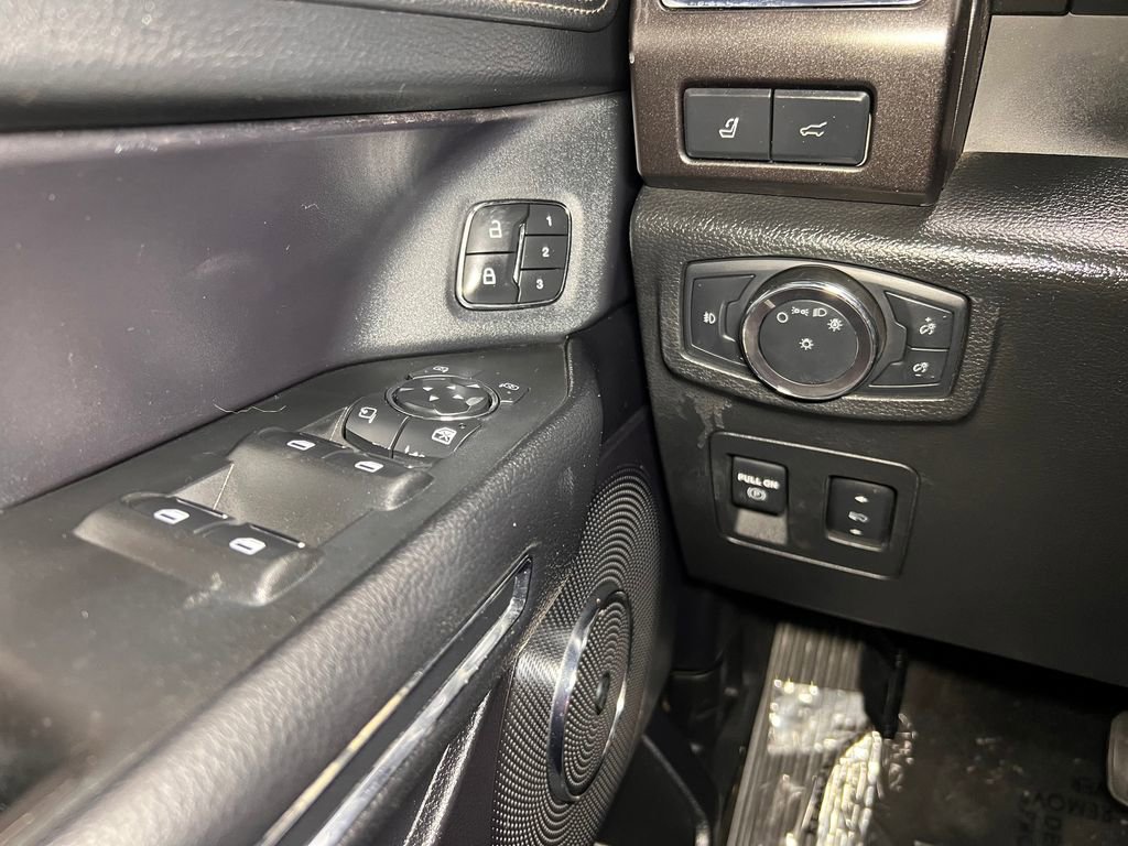 Used 2020 Ford Expedition Max Limited AWD/4WD image 15