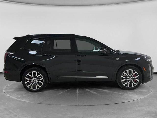 Used 2025 Cadillac XT6 Sport w/ LPO, Floor Liner Package AWD/4WD image 2