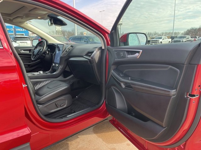 Used 2024 Ford Edge Titanium w/ Equipment Group 301A image 54