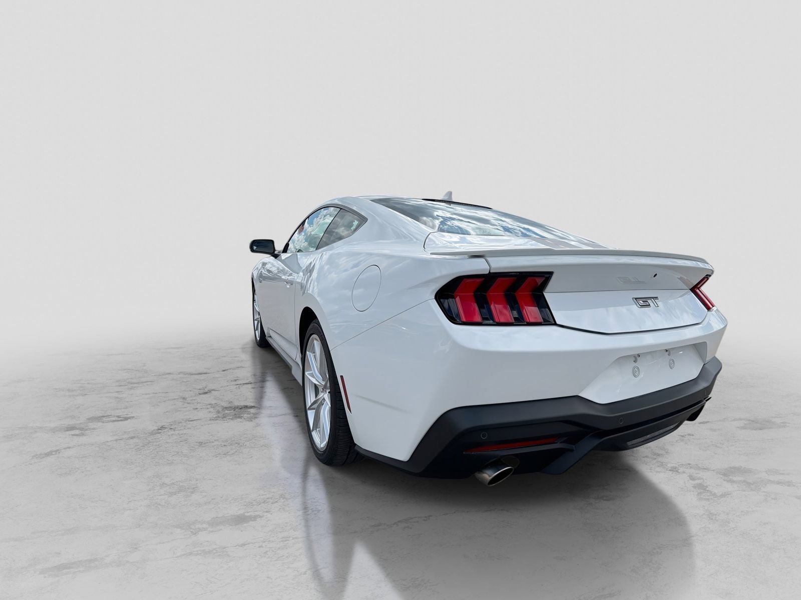 Certified 2024 Ford Mustang GT Premium RWD image 5