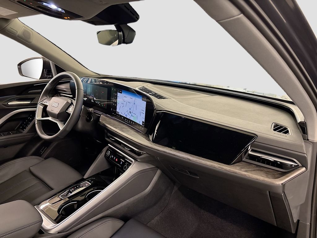New 2025 Audi Q5 Premium Plus image 14
