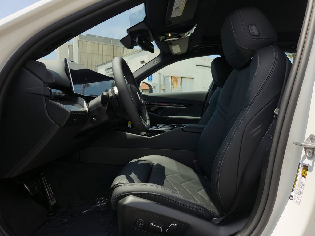 New 2027 BMW 530i w/ M Sport Package RWD image 7