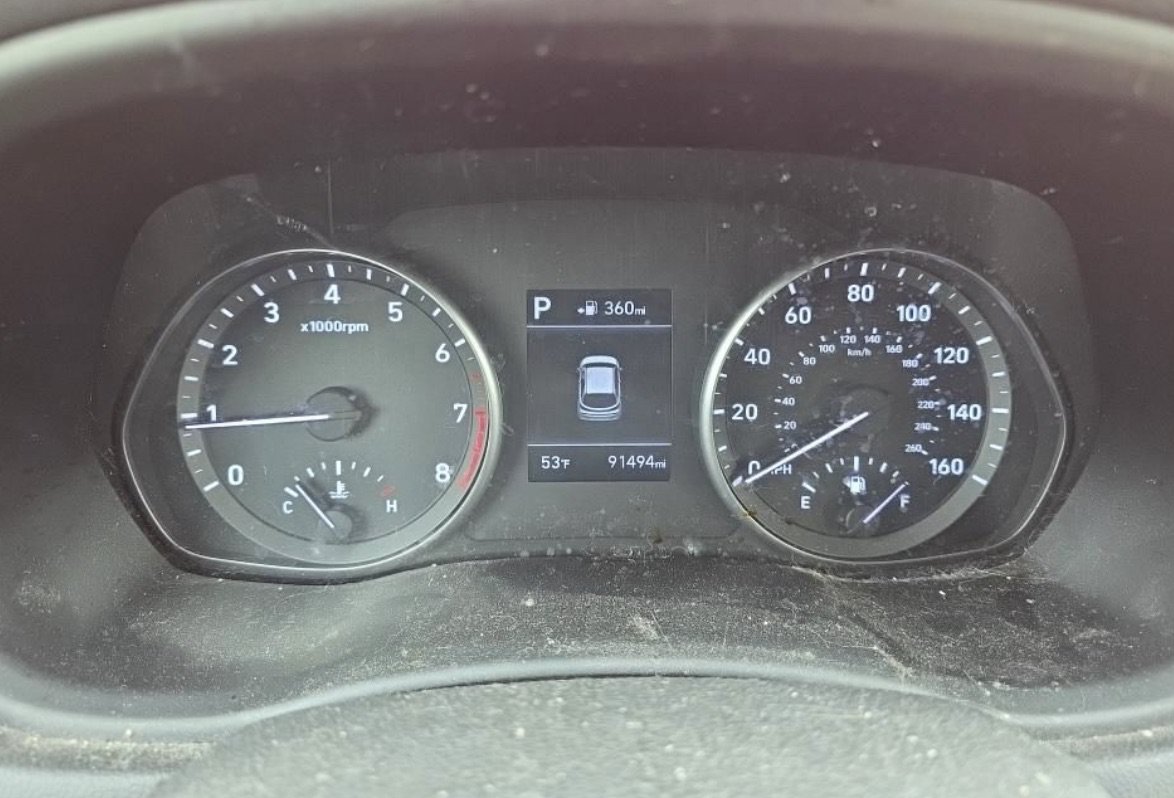 Used 2020 Hyundai Elantra GT FWD image 6