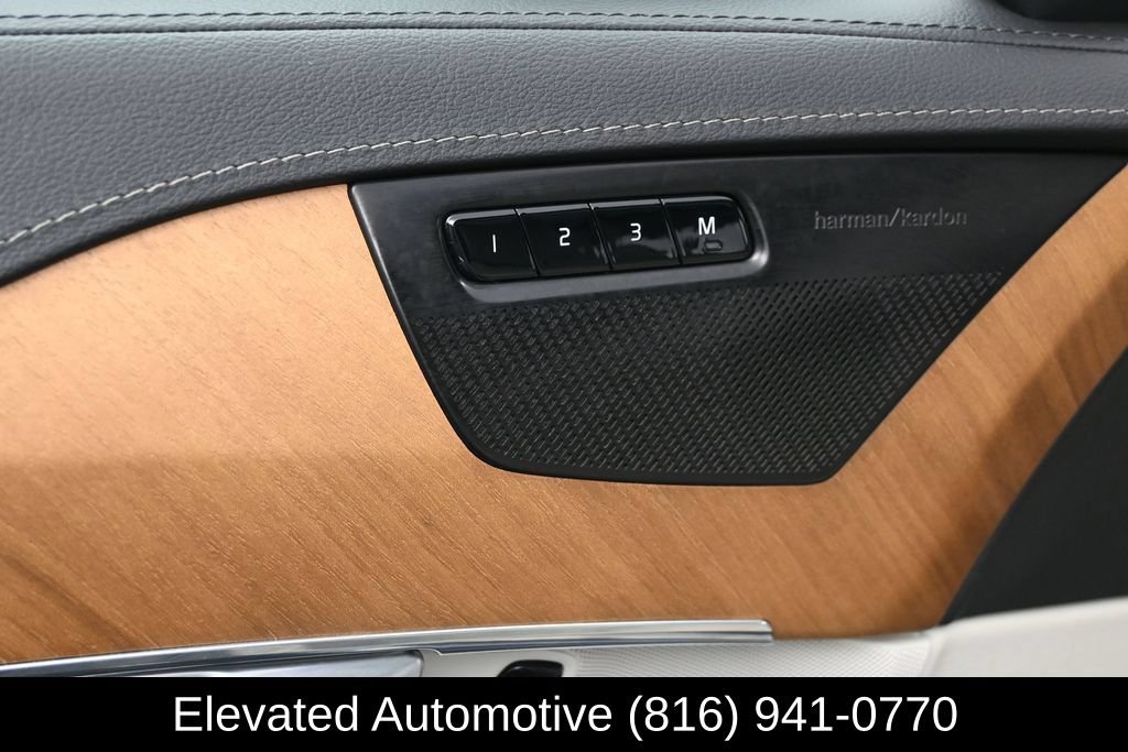 Used 2020 Volvo XC90 T6 Inscription AWD/4WD image 18