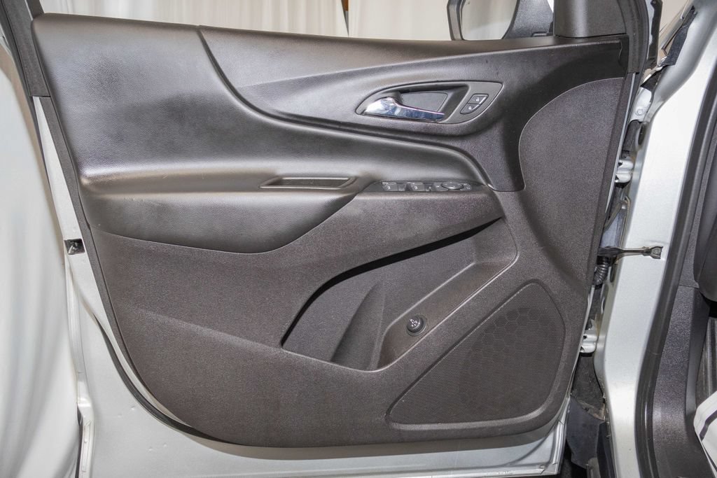 Used 2019 Chevrolet Equinox LT FWD image 9