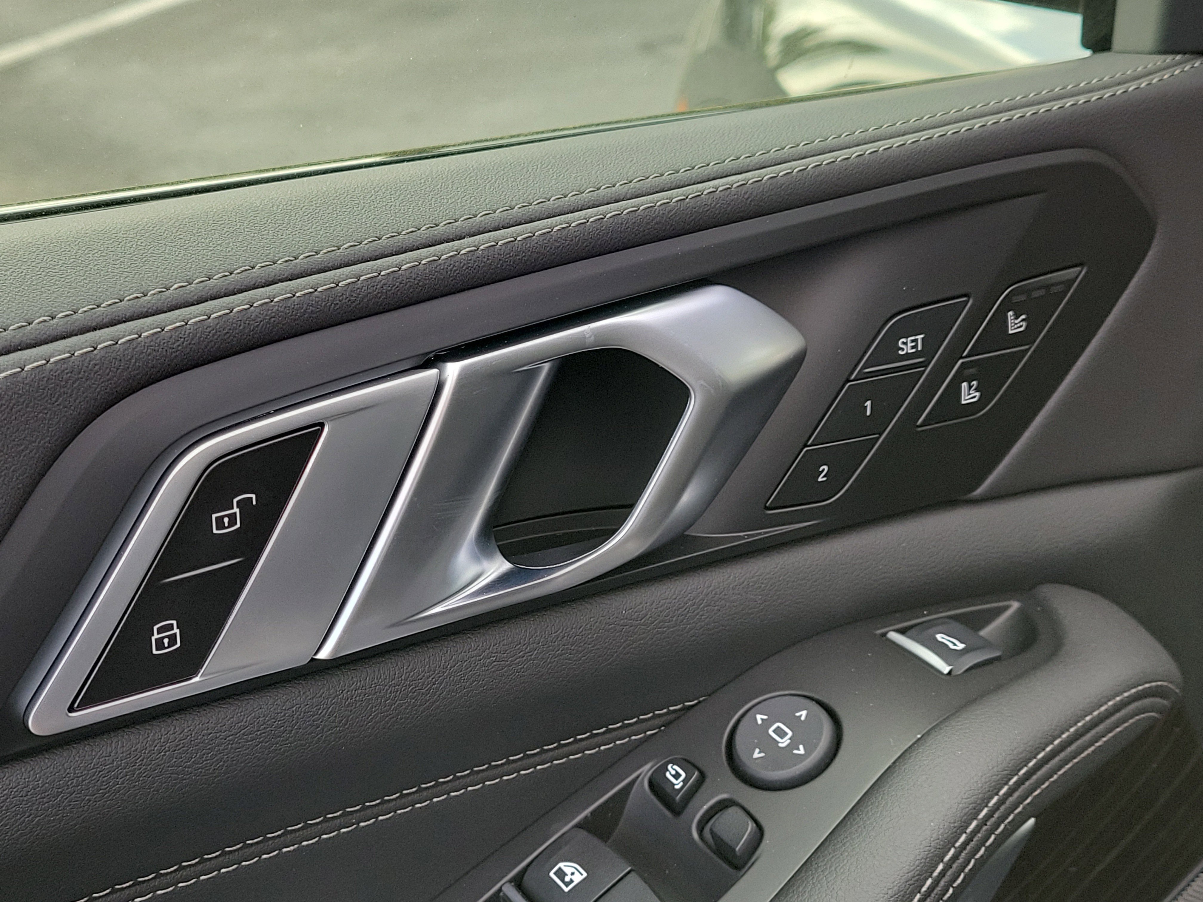 New 2026 BMW X5 sDrive40i w/ M Sport Package image 15