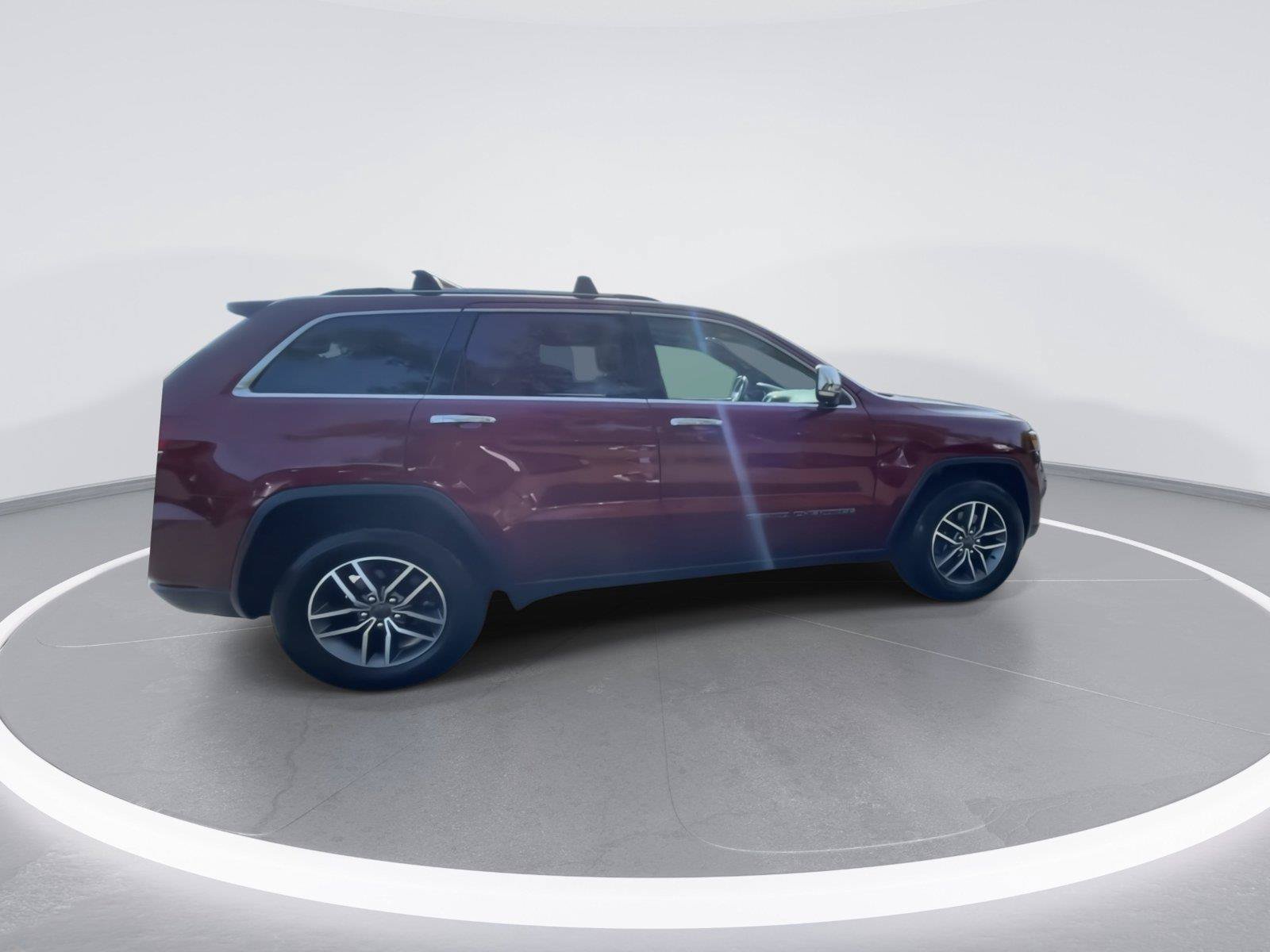 Used 2021 Jeep Grand Cherokee Limited w/ Sun & Sound Group AWD/4WD image 9