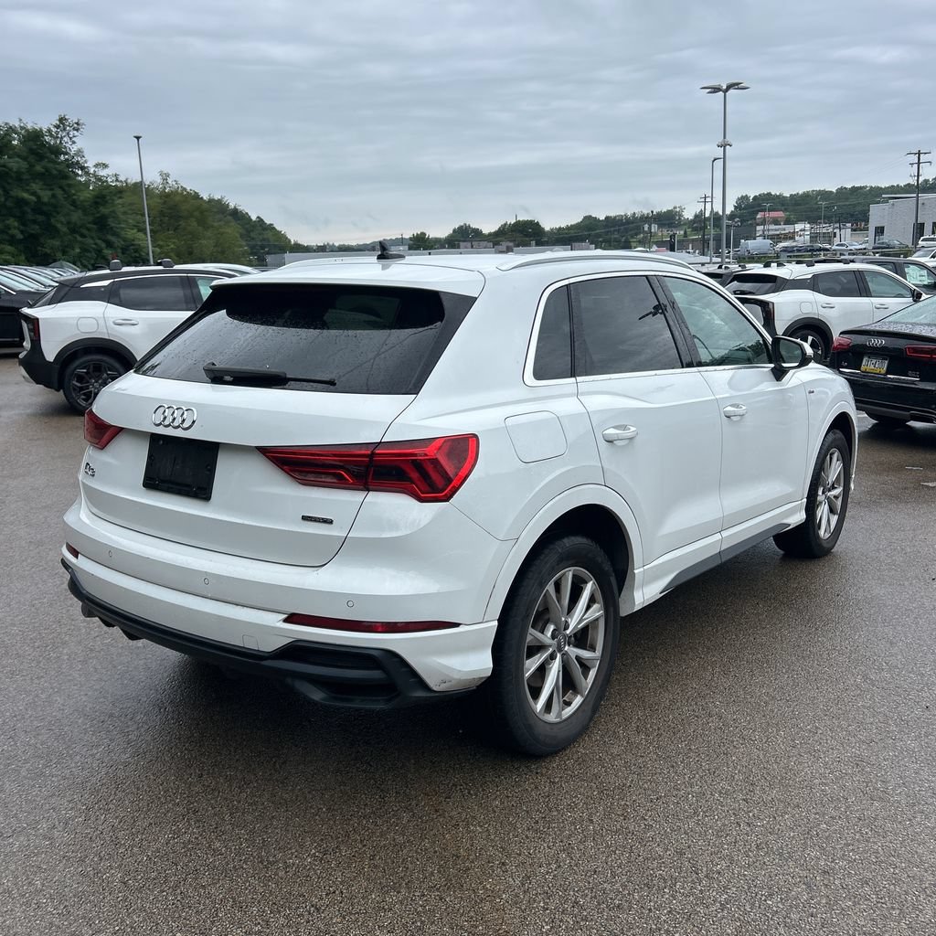 Used 2021 Audi Q3 2.0T Premium w/ Convenience Package AWD/4WD image 5
