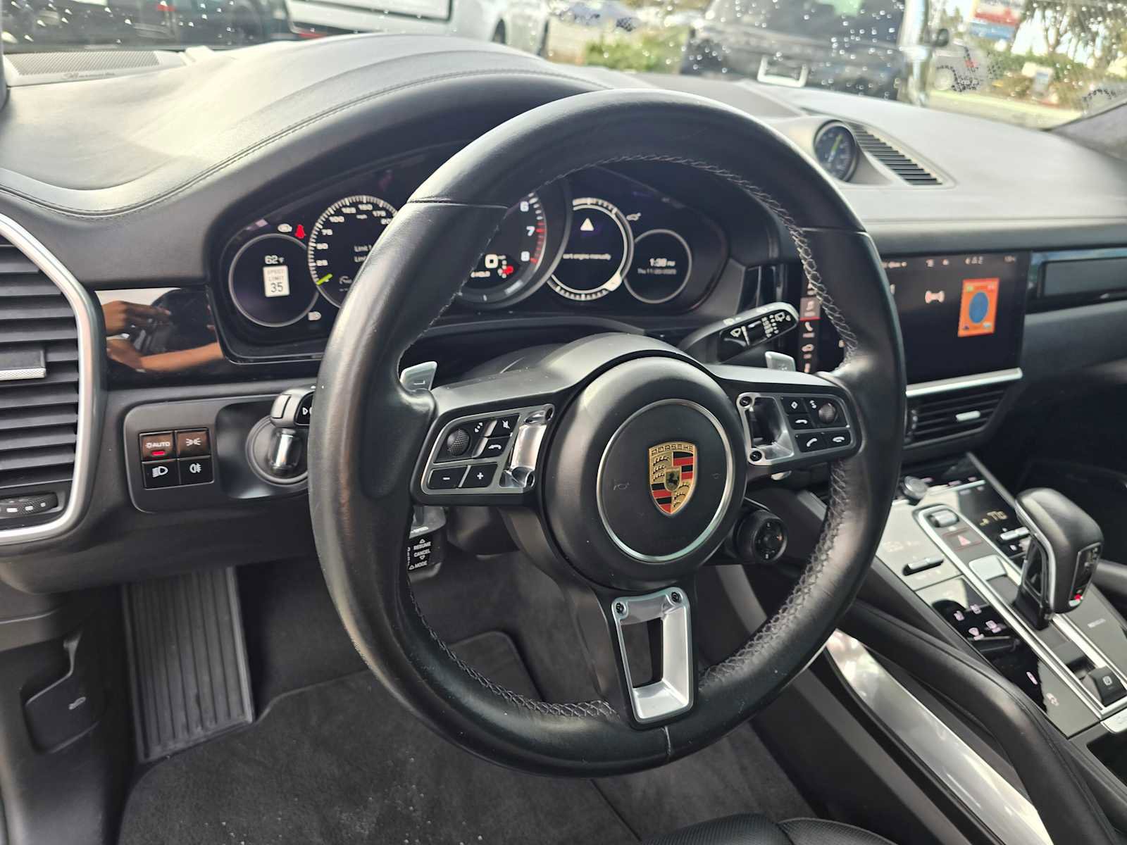 Used 2021 Porsche Cayenne Turbo S image 34