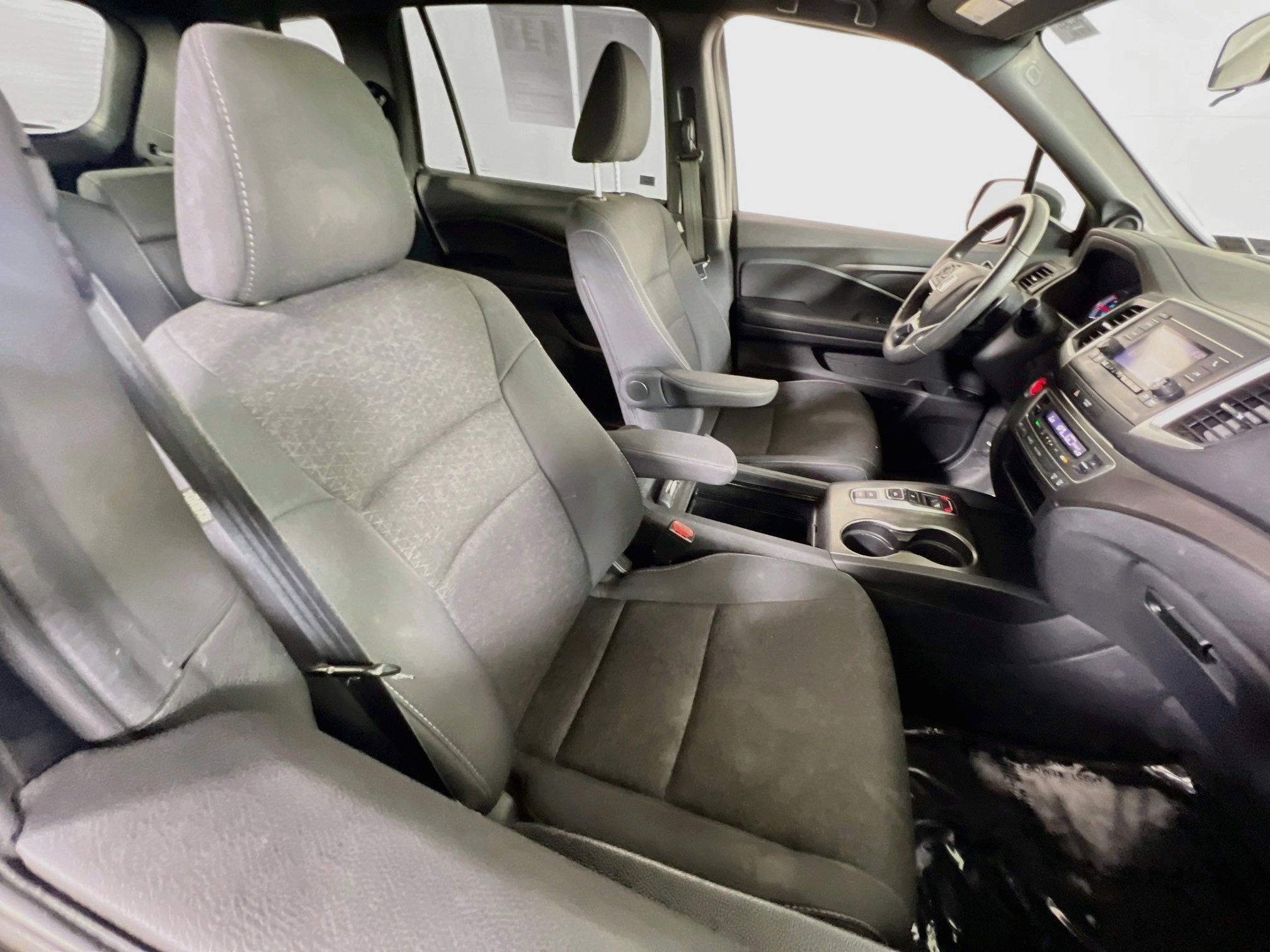 Used 2019 Honda Passport Sport image 25