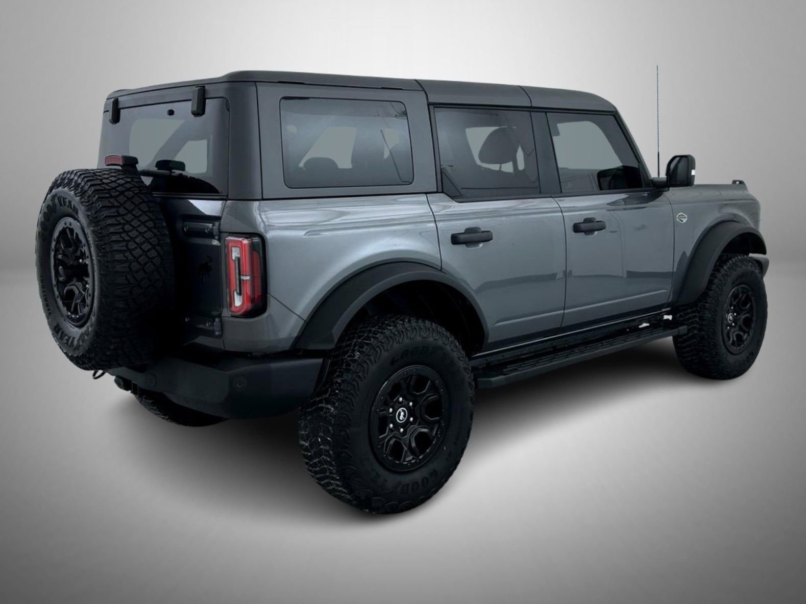 Used 2022 Ford Bronco Wildtrak image 5