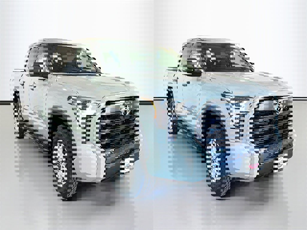 New 2026 Toyota Tundra SR5 image 3