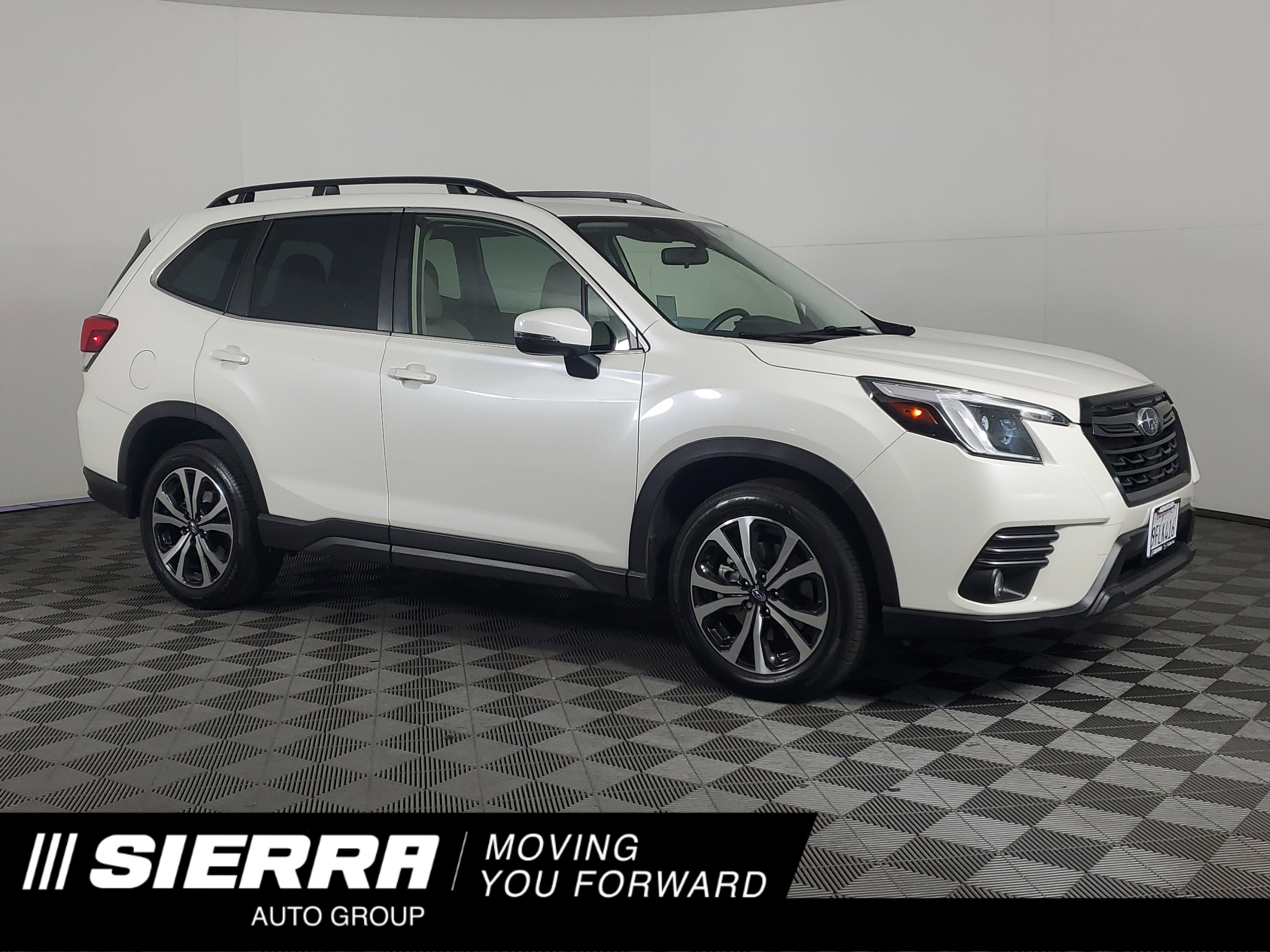 Used 2023 Subaru Forester Limited image 1