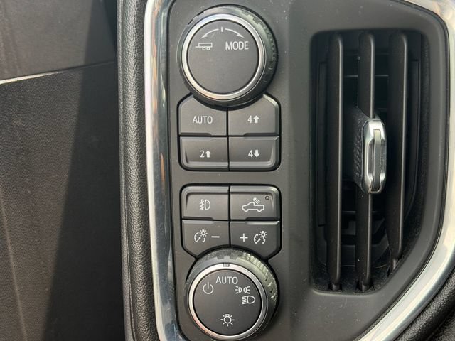 Used 2021 Chevrolet Silverado 1500 RST w/ Convenience Package II AWD/4WD image 19