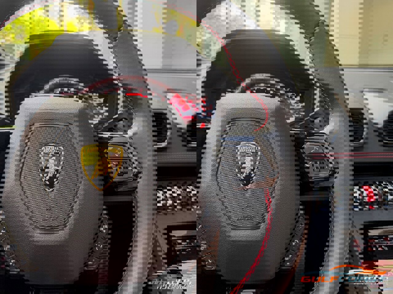 Used 2020 Lamborghini Huracan EVO image 32