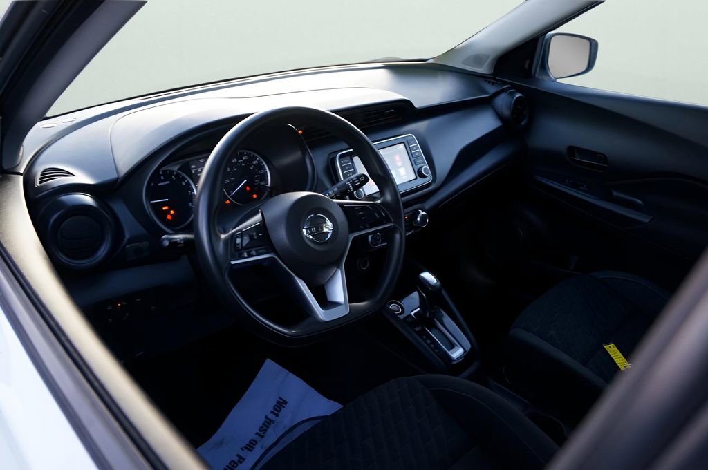 Used 2021 Nissan Kicks S FWD image 12