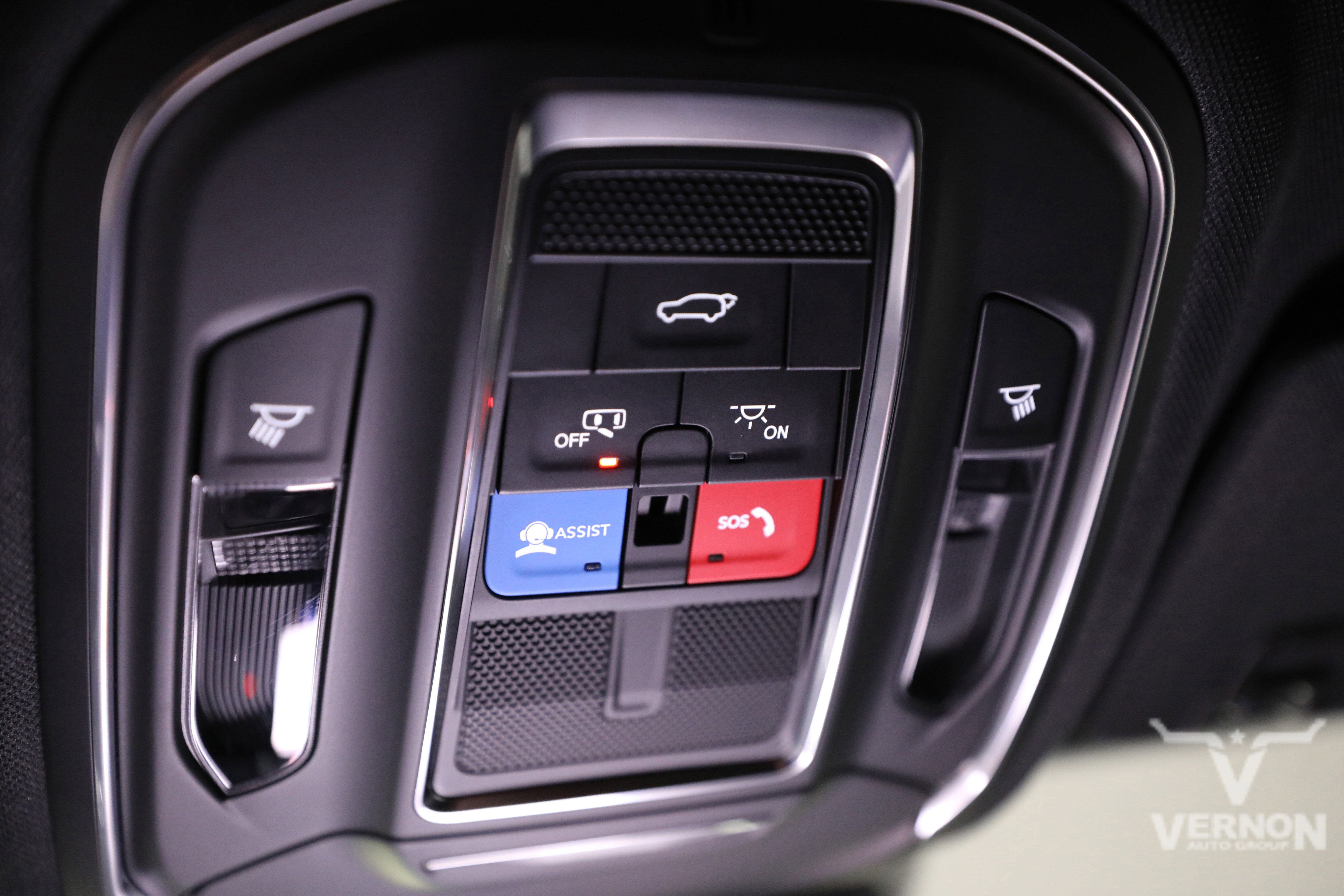 New 2025 Jeep Grand Cherokee L Limited w/ Black Appearance Package image 24